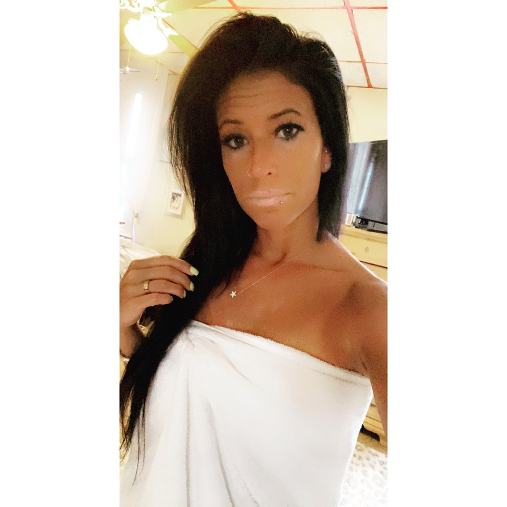 Meet your Posher, Alyssa